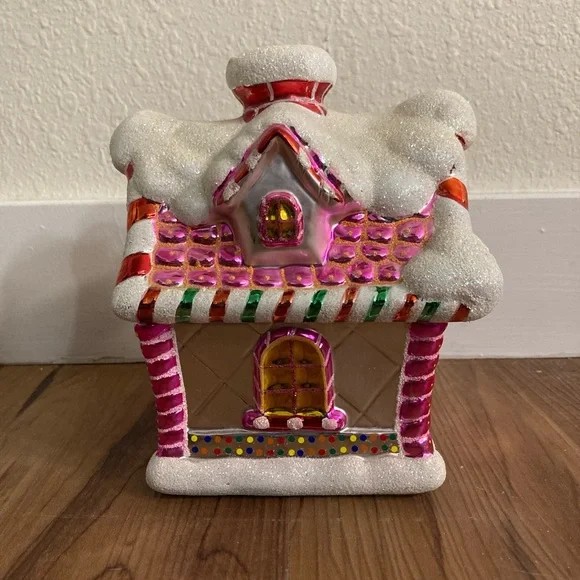 Christopher Radko 2004 Pink Christmas Gingerbread Snow House - Picture 4 of 6